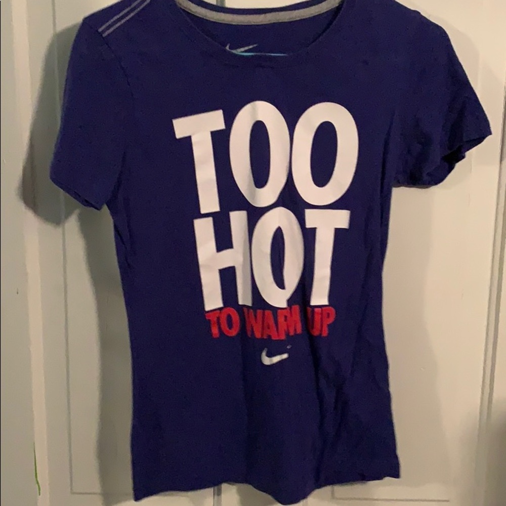 Nike tee